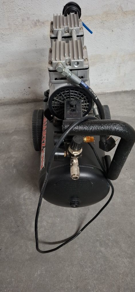 Compressor ar silencioso