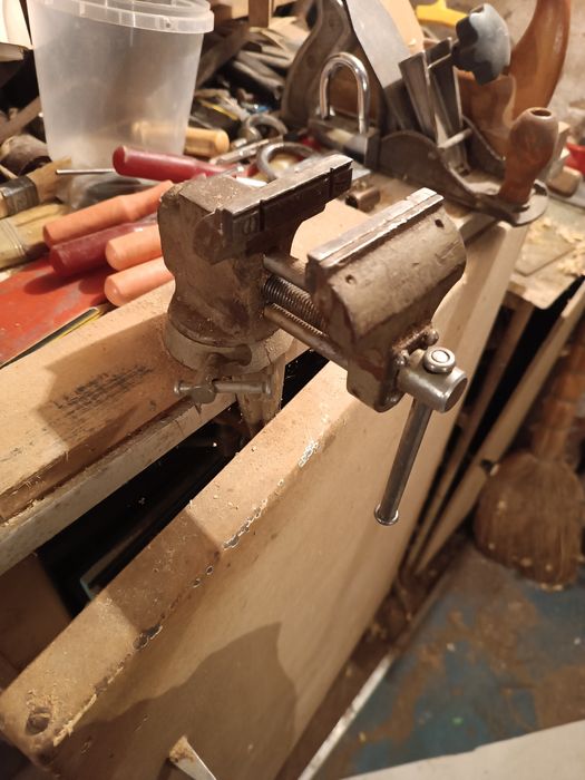 Лещата тиски слесарные для верстата