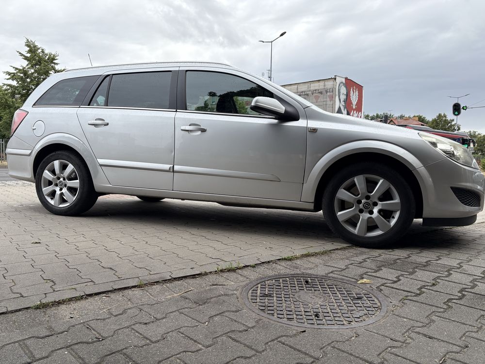 Opel Astra H 1,9cdti