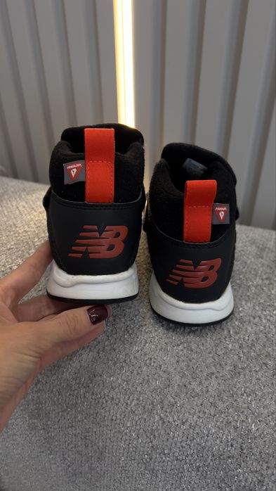 Ботінки New Balance 29 розмір єврозима