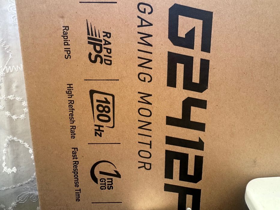 Монітор MSI 180 герц