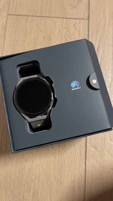 Smartwatch Huawei GT Runner