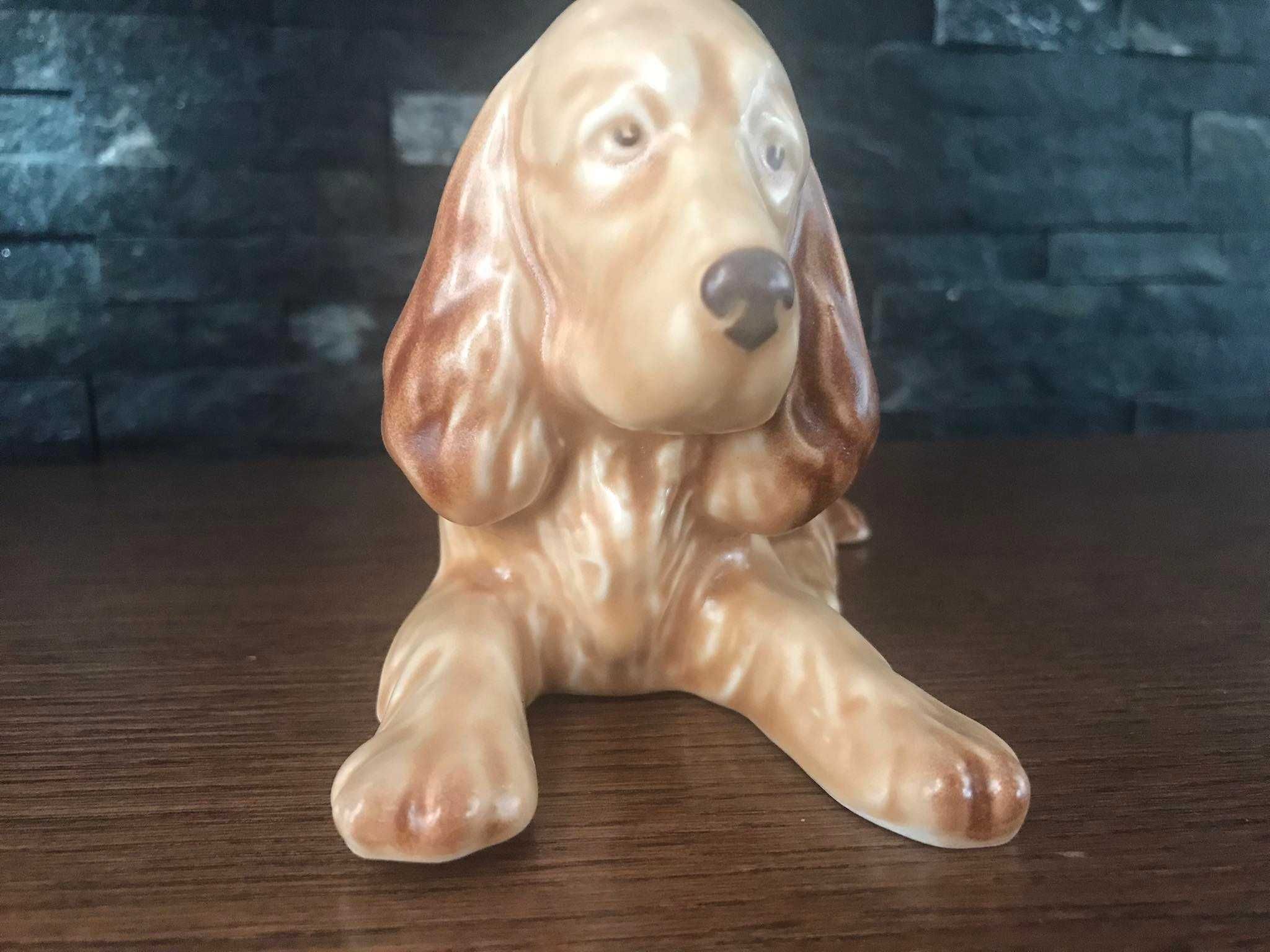 Porcelanowy pies figurka Sylvac