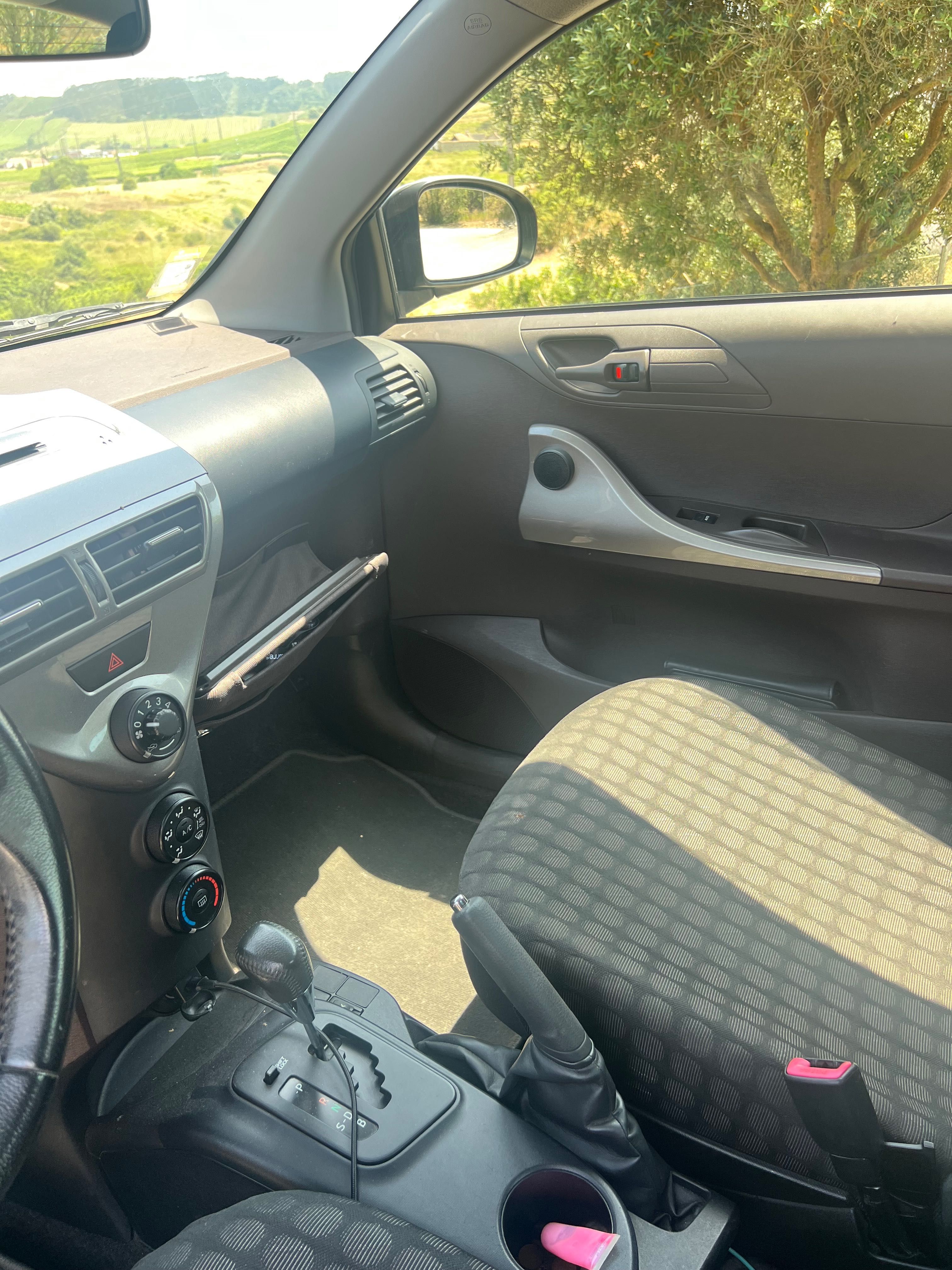 Toyota iQ cx automática 2010