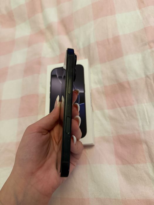 iPhone 16 Pro 128GB Black Titanium