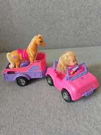 Zabawki - samochód z kierowcą i przyczepą z koniem