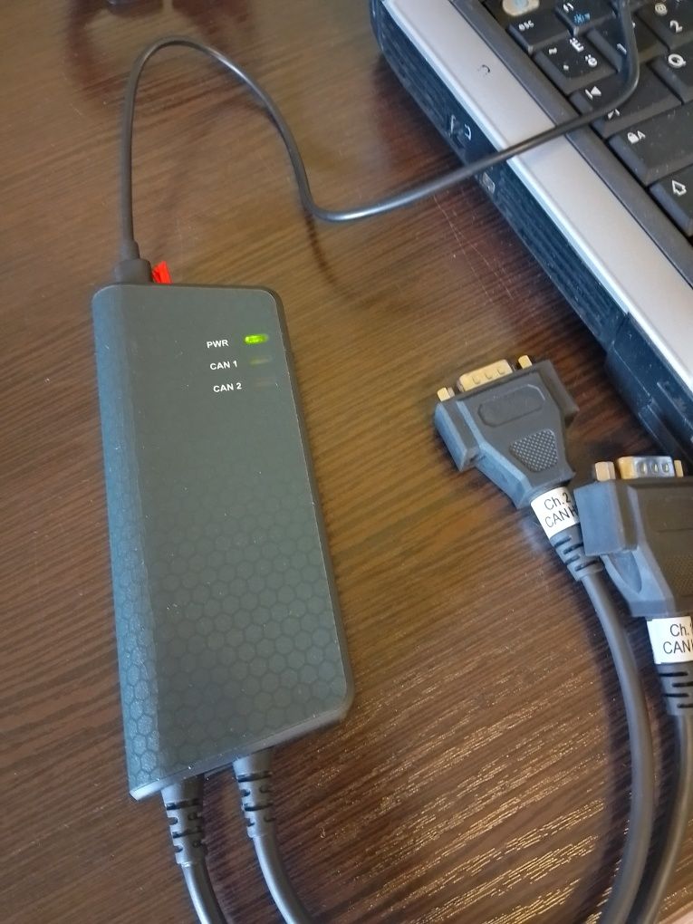 Kvaser Memorator Pro 2xHS v2 - це двоканальний шинний інтерфейс CAN пр