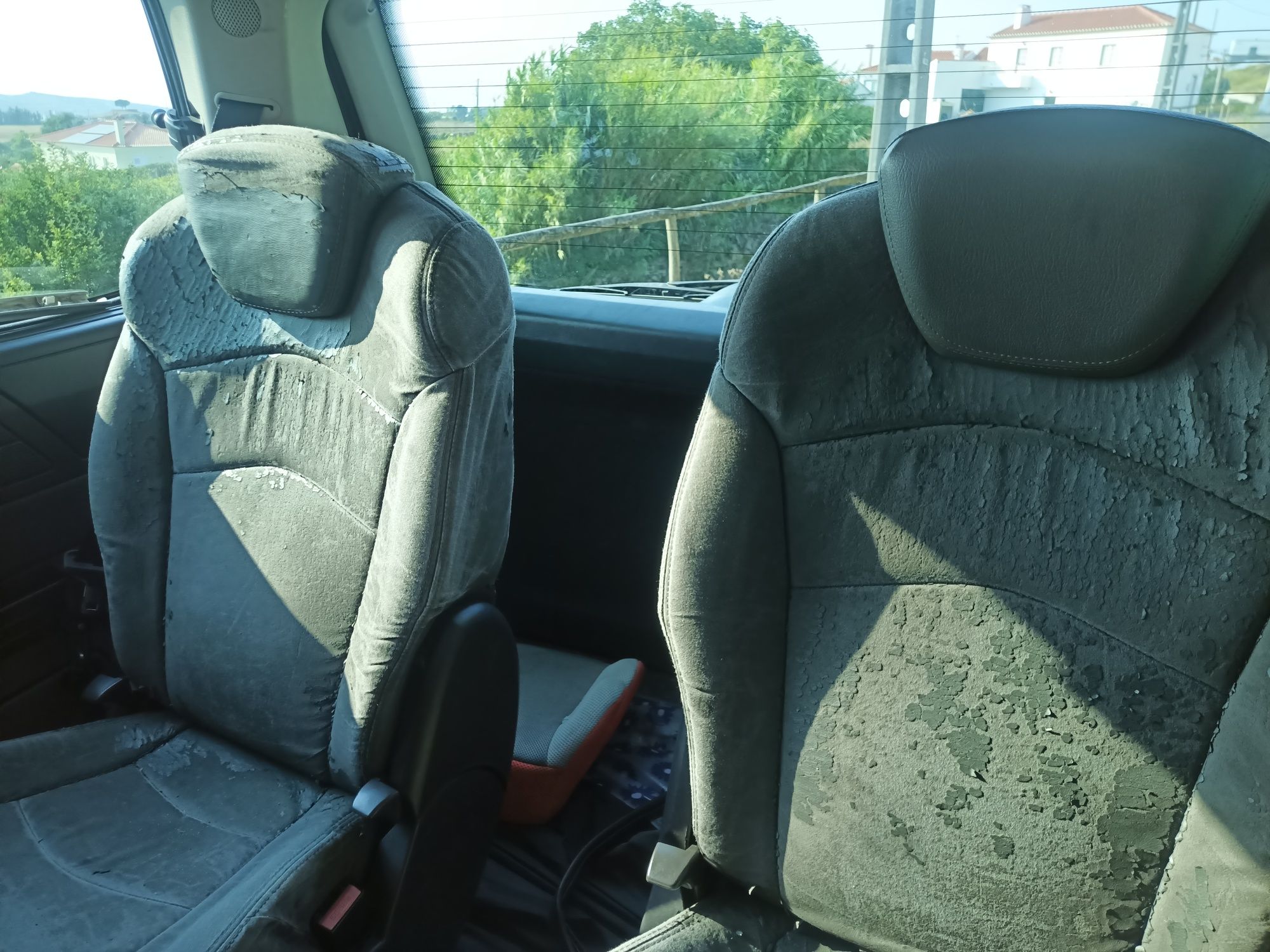 Peugeot 807 2.2 hdi