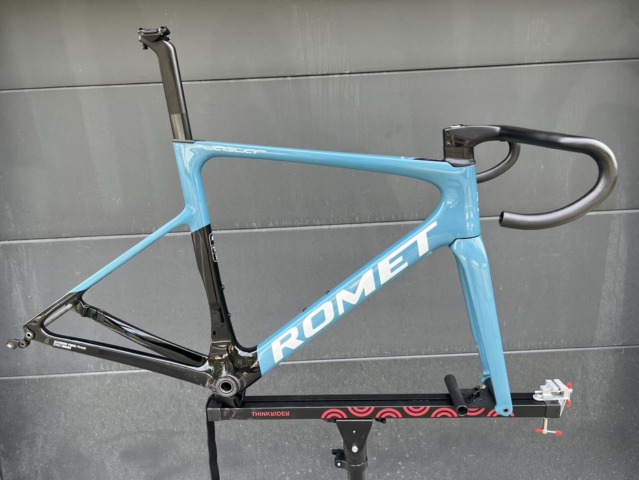 Romet Jaguar 2 L – karbonowa rama szosowa + kokpit, widelec, sztyca