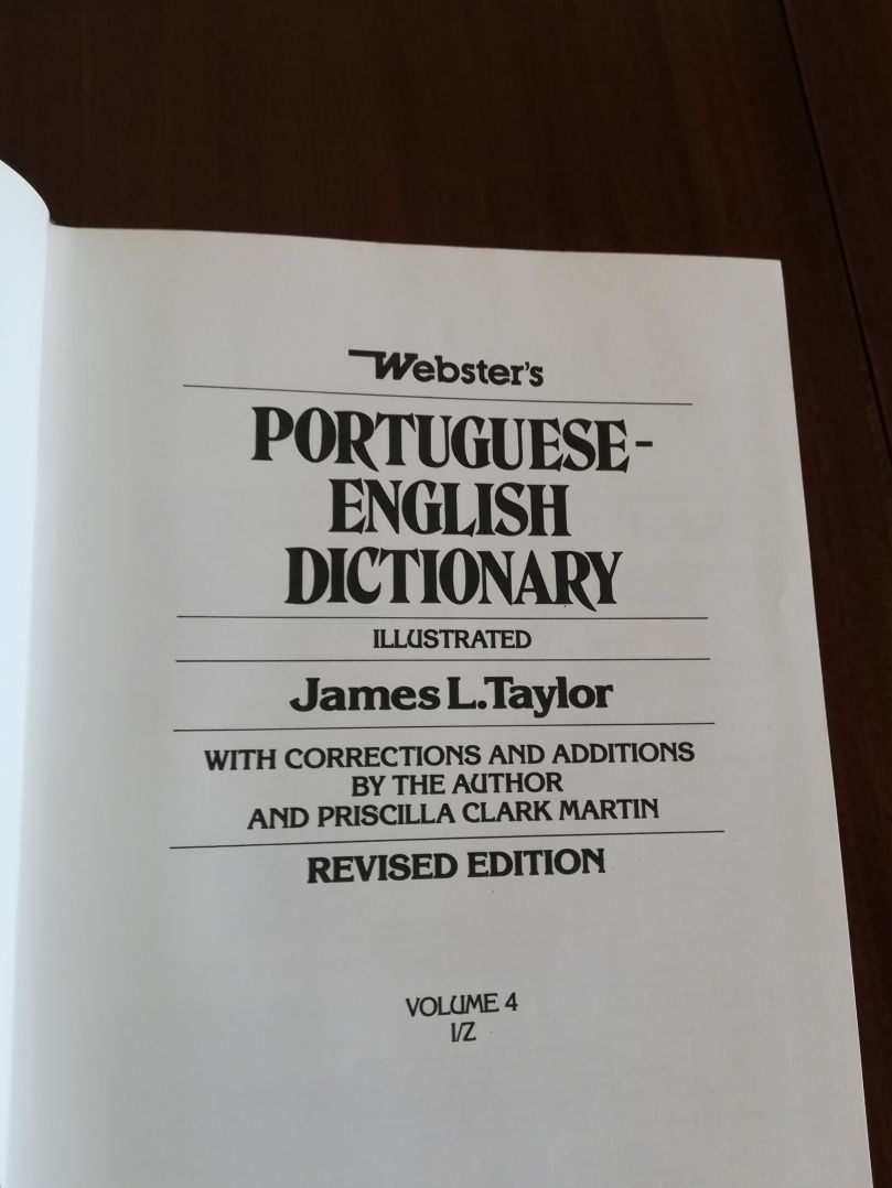 Dicionário Webster, 4 livros português - inglês e inglês - português