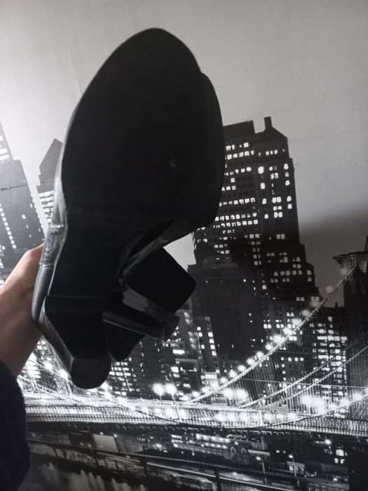 Чоботи жіночі демісезонні.