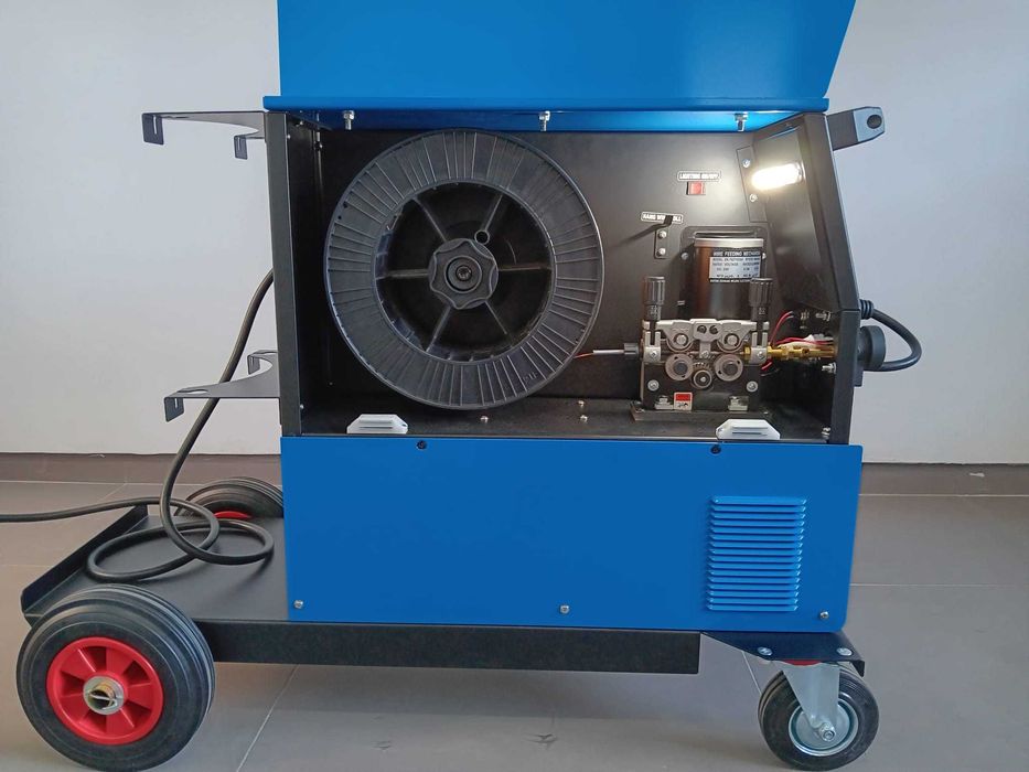 Máquinas soldar 300 e 350 AMP (Novas)