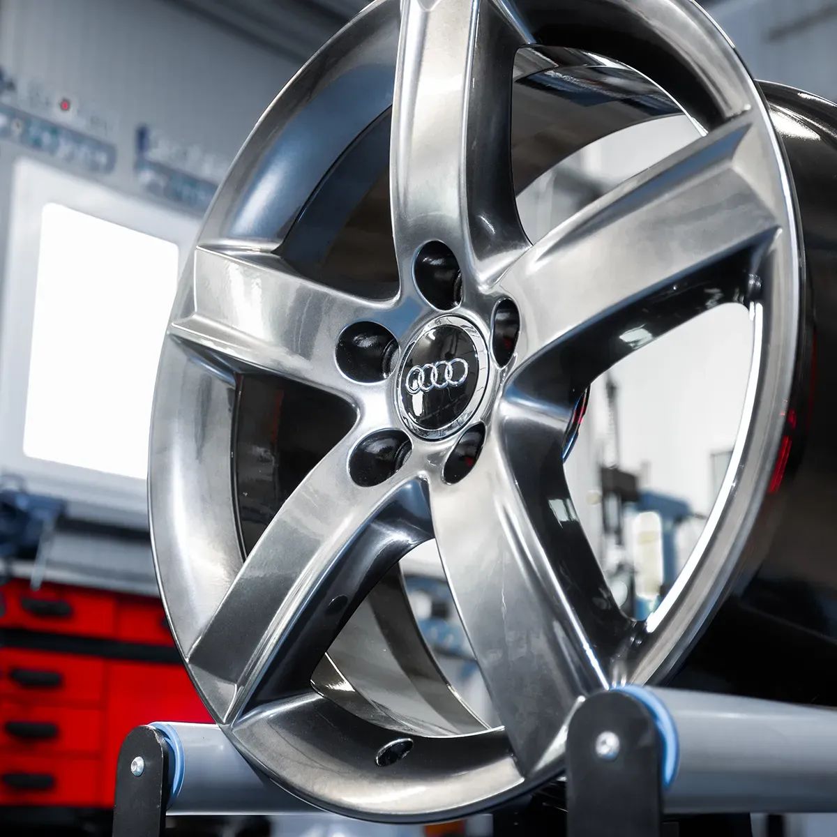 Oryginalne Felgi Audi 17 A3 A4 A6 A8 Q2 Q3 Q5 TT