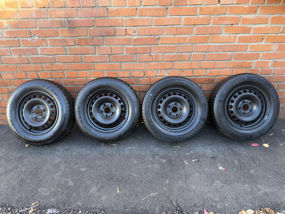 Комплект резина 2022 195 55 15 зима та диски ДИСКИ 5 112 VW SKODA