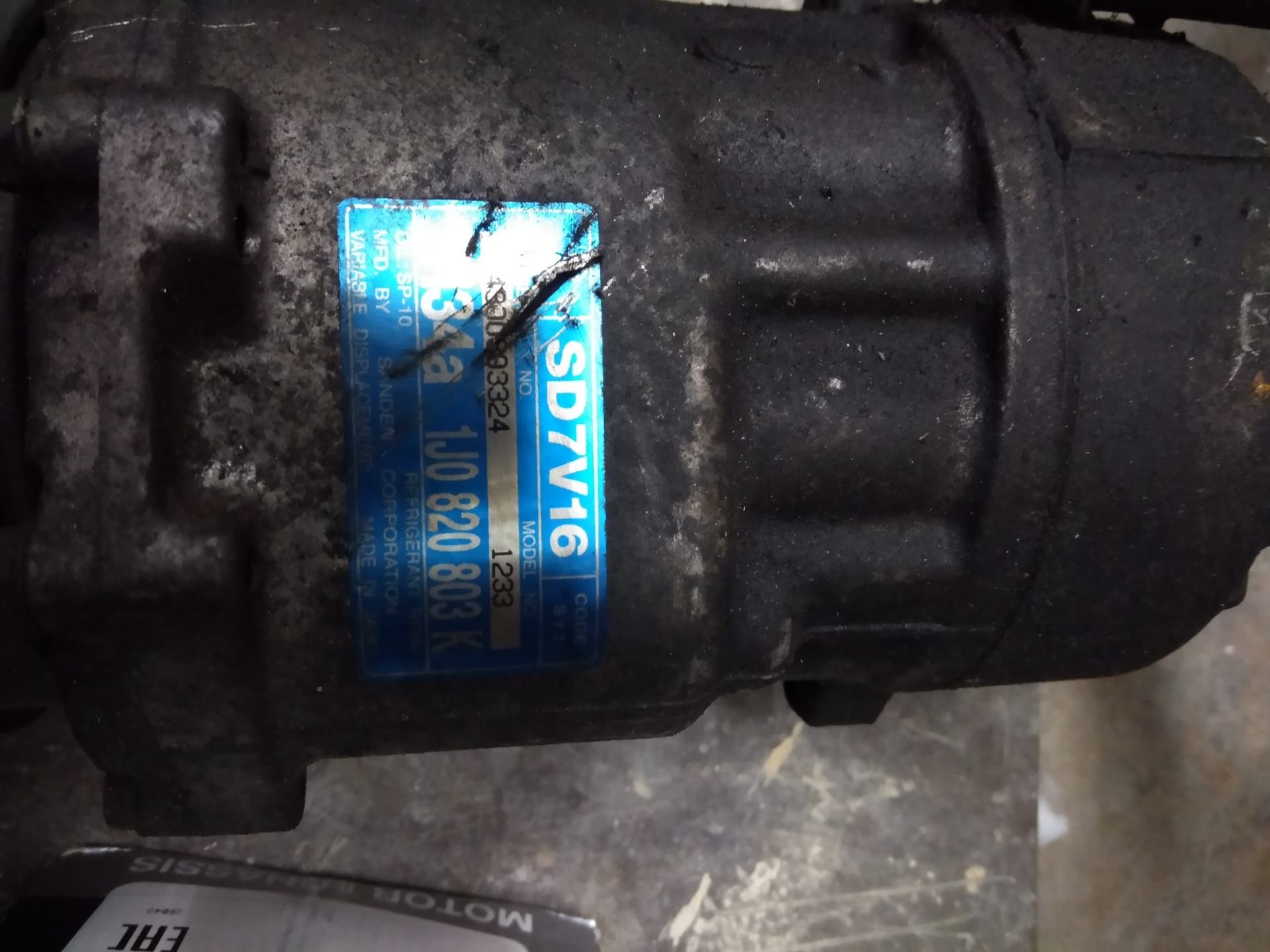 Alternador e compressor de AC