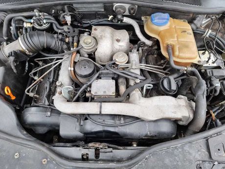 Двигатель VW Passat B5+ 2.5 TDI AKN Audi A6 C5 ГБЦ ТНВД Двигун
