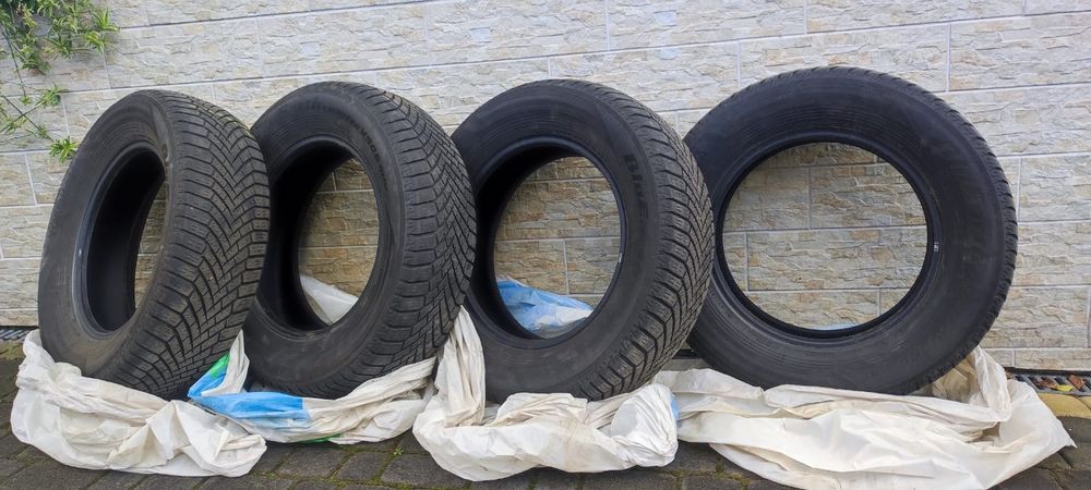 Opony zimowe Yokohama BlueEarth Winter 235/65 R17 komplet 4 sztuki