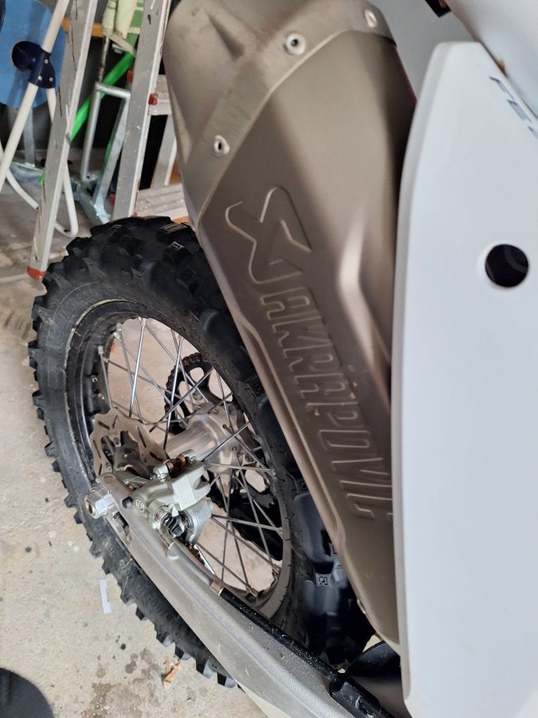 Husqvarna fe 250 4t