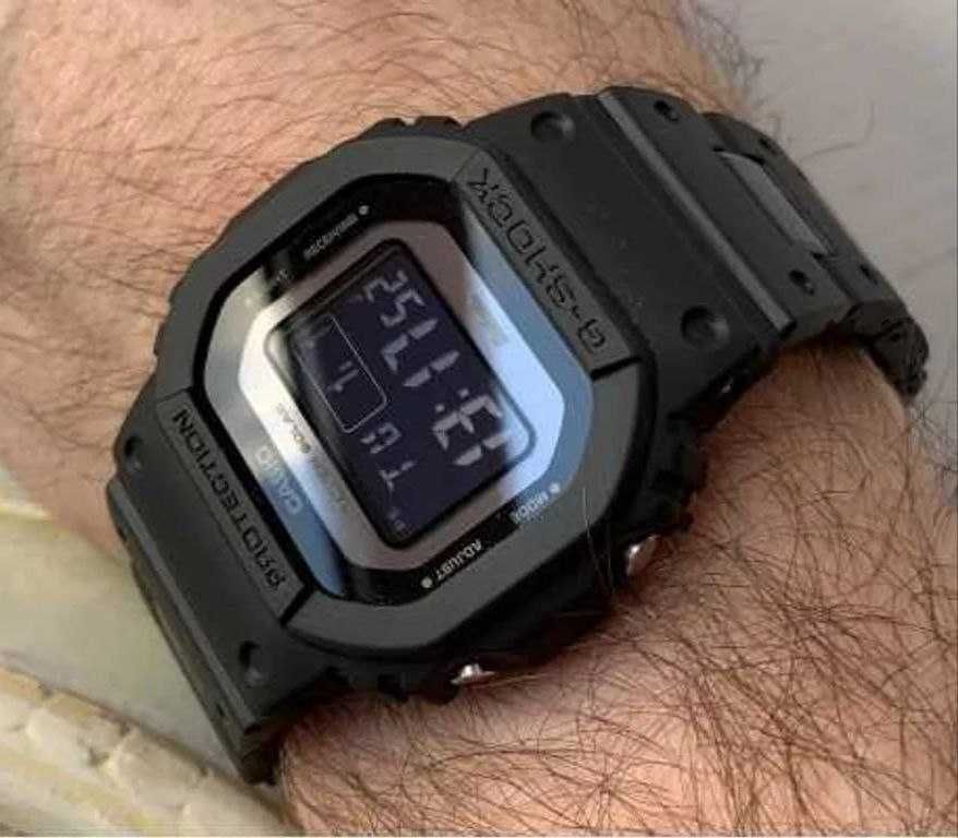 Наручний годинник casio g-shock наручные часы gw-b5600bc-1b
