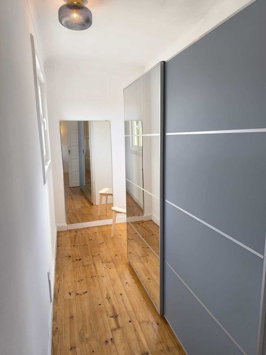 Alugo quarto + terraço no centro do Porto (TRINDADE)