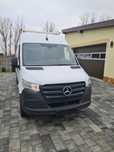 Wynajem Busów Wypożyczalnia dostawczych osobowych busy z winda MiniVan