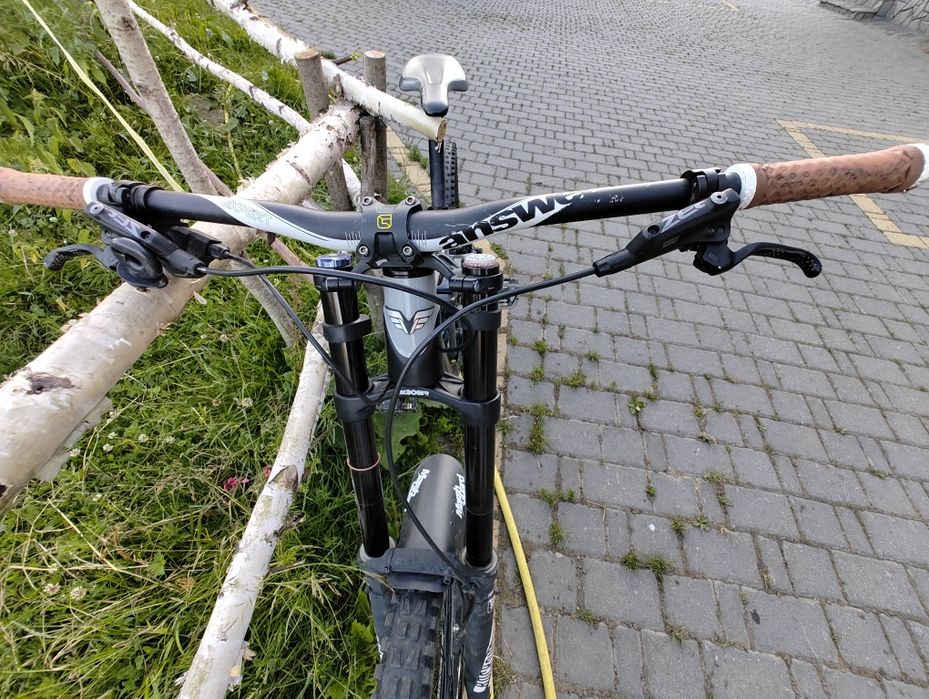 Rower Downhill Votec Zjazdowy