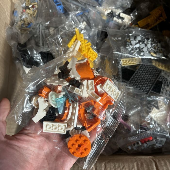Конструктор на ВАГУ мікс дитячий (сумісний з lego) лего 1кг фігурки