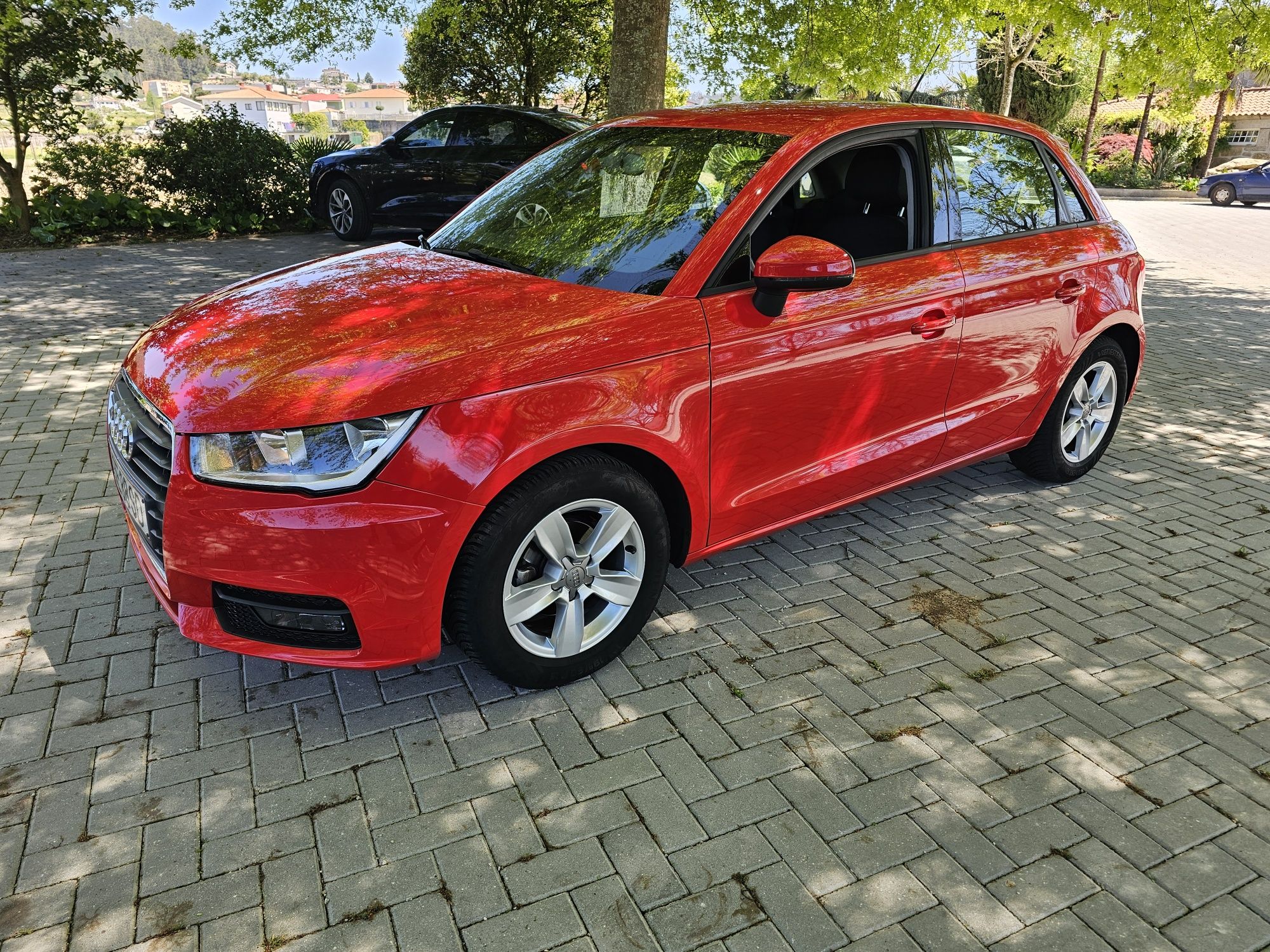 Audi a 1 disel  com 163000km