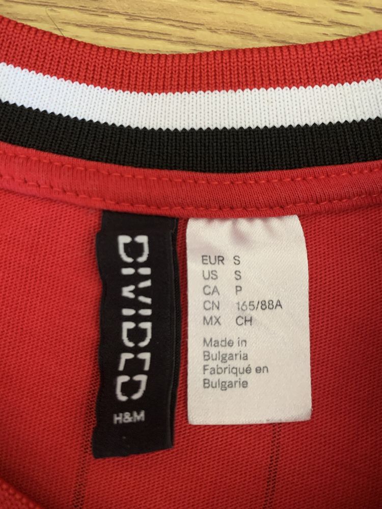 Футболка H&M. укороченная, подростковая.