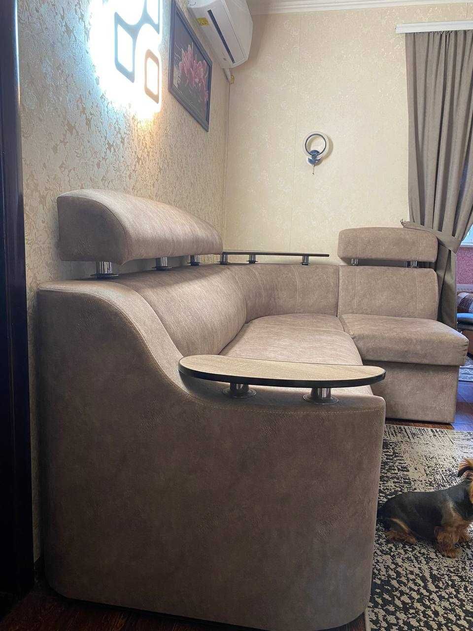 Продам кутовий диван Nevadа