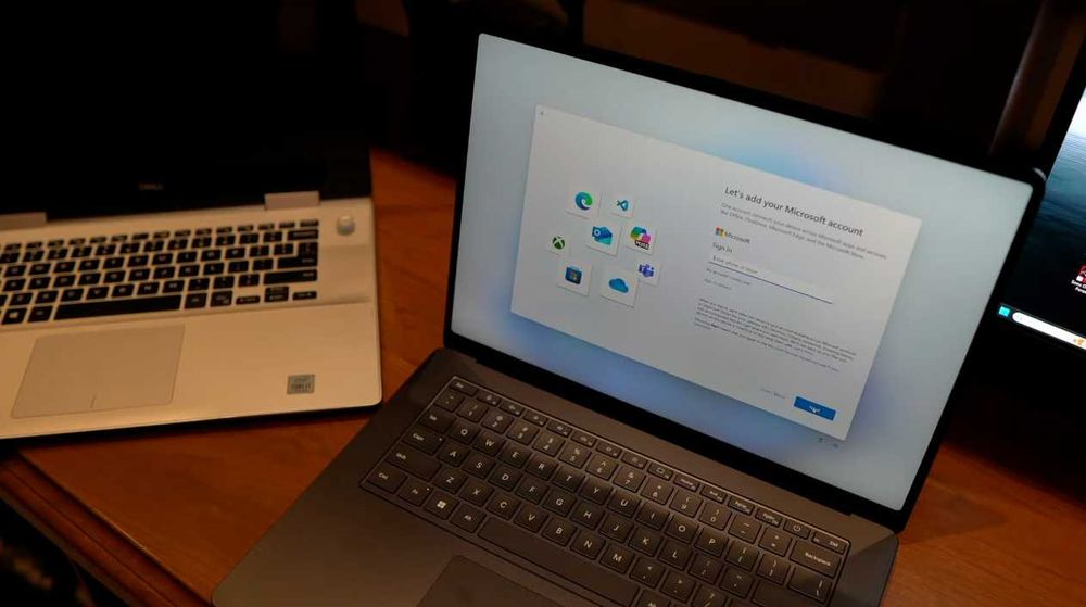 Microsoft Surface Laptop Copilot+ PC 13,8" X Elite/16GB/1TB (Czarny)