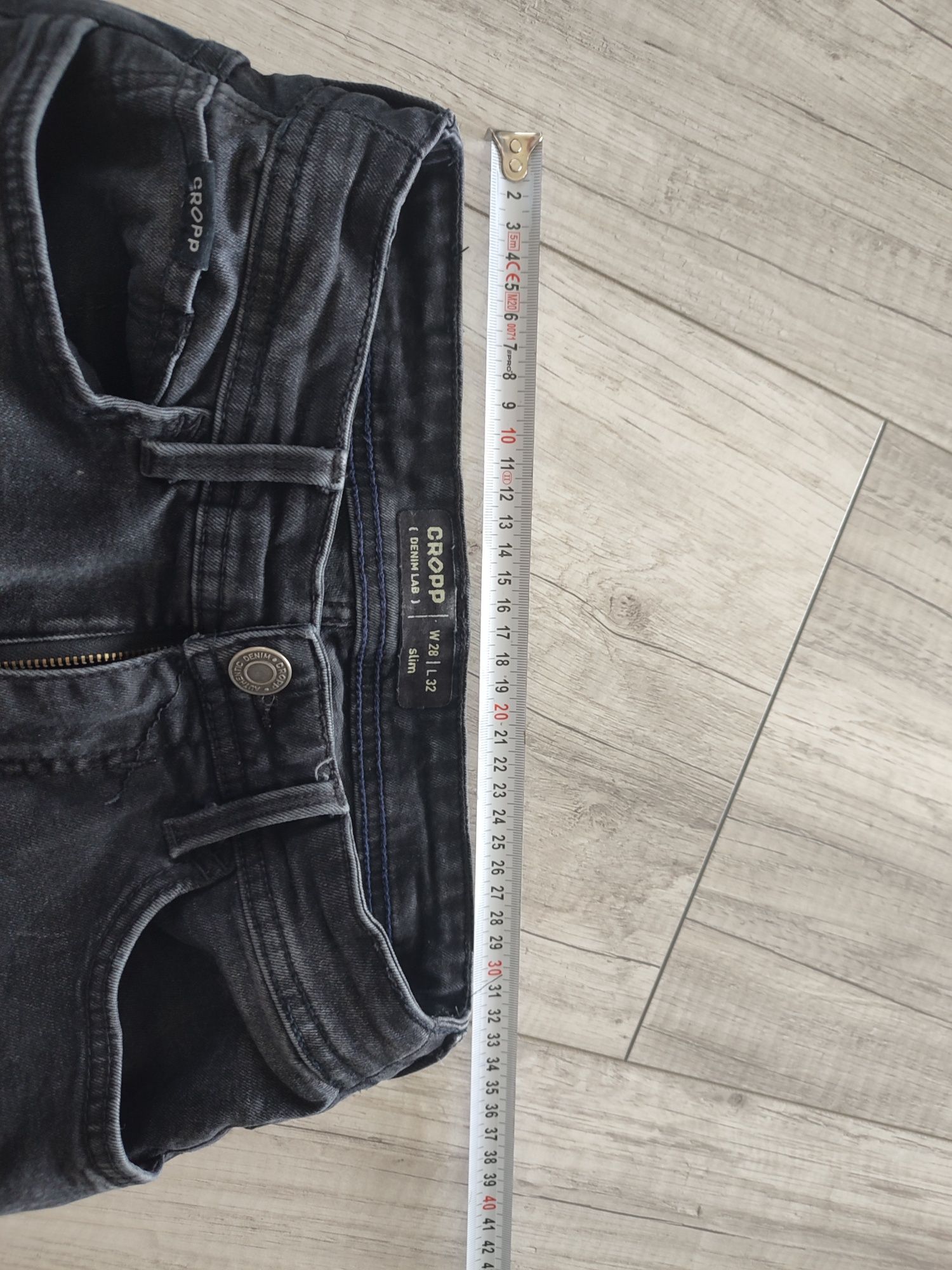 Cropp spodnie W27 L32 Slim męskie, młodzieżowe