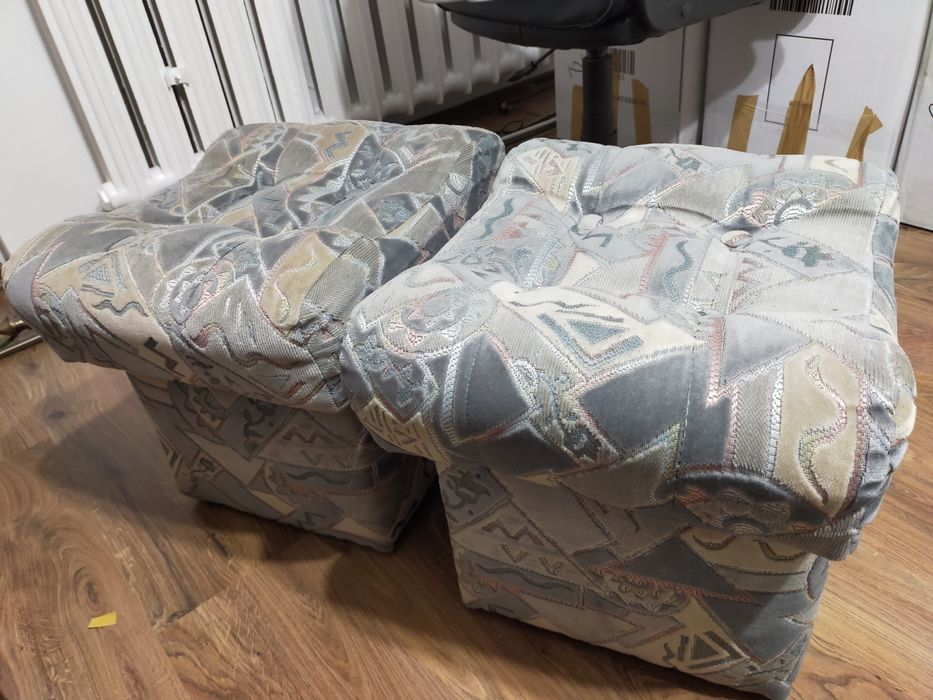 Pufy 2 sztuki używane