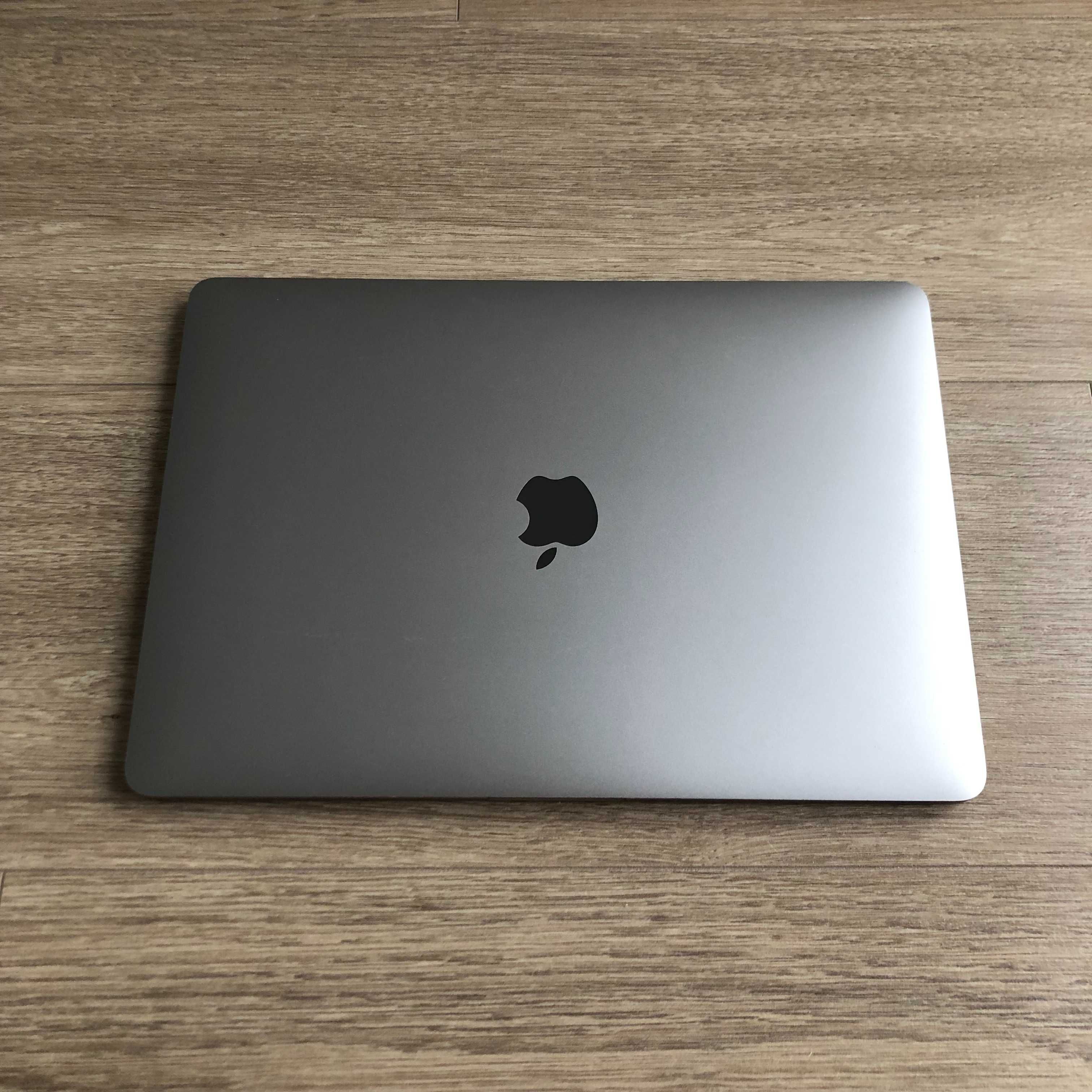 MacBook Pro 13 2017 16/256 gb Space Gray (1635)