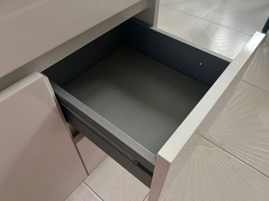 Móvel com Lavatório novo da Okgrey