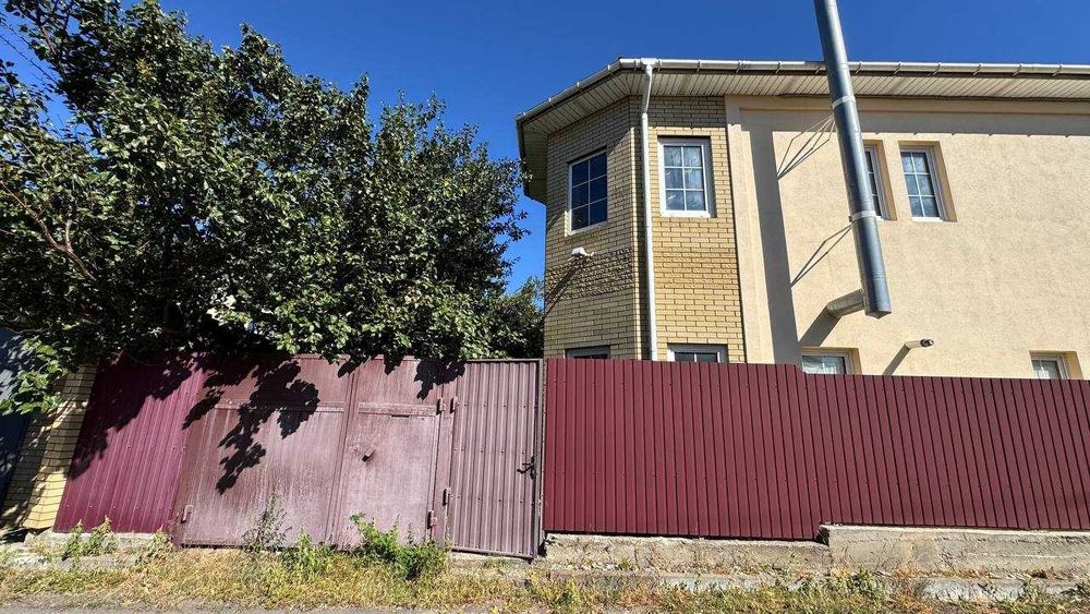 Будинок вашої мрії чекає на вулиці Грушевського!