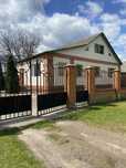 Продам, новий будинок зі зручностями, ремонтом, меблями, технікою.и