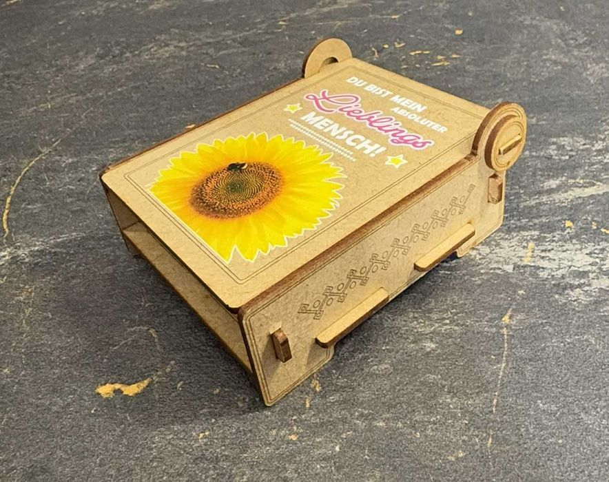 Świeca ręcznie robiona  w pudełku prezent miłosny Candle in the Box