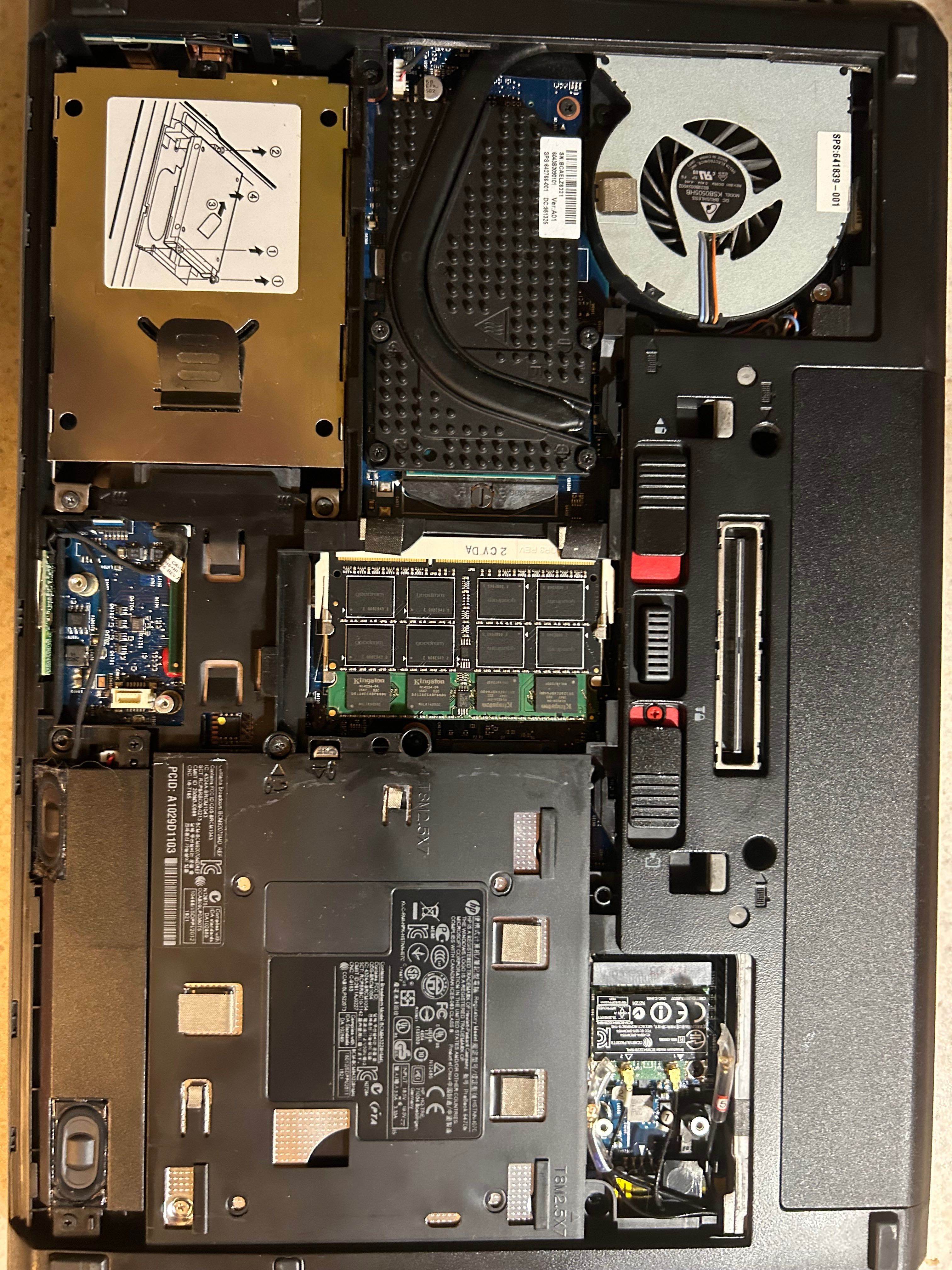 Laptop HP 6470b i5/16GbRam/stacja dokująca