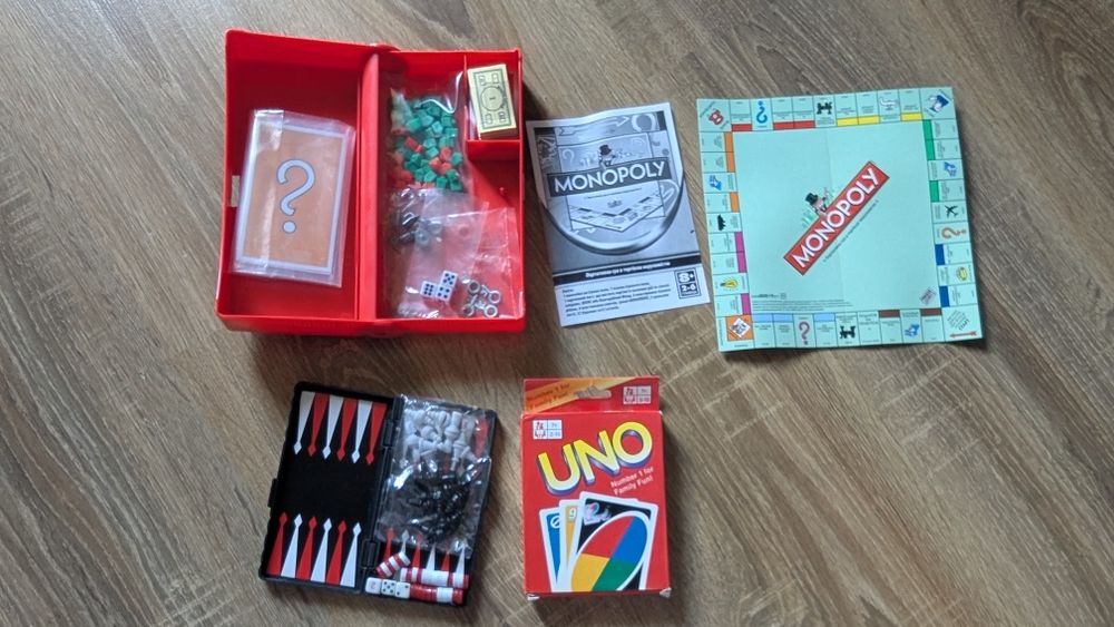Дорожные настольные игры Uno, Monopoly, магнитные шашки