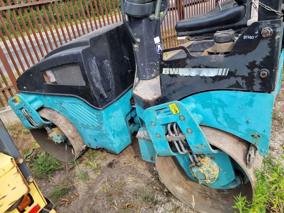Bomag BW 120 AD-4  Bomag BW 120 AD-4