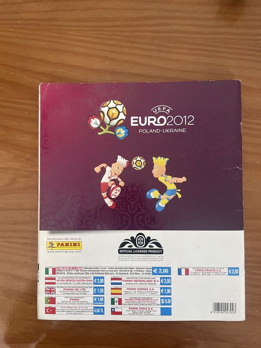 Caderneta euro 2012 incompleta