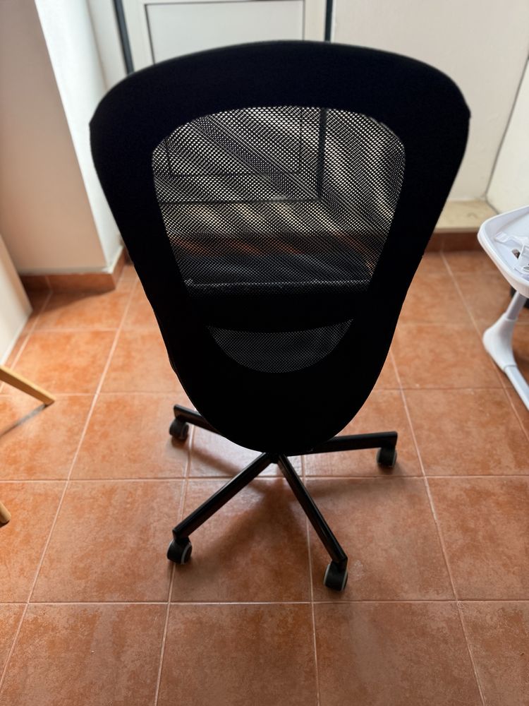 Cadeira Ikea FLINTAN
