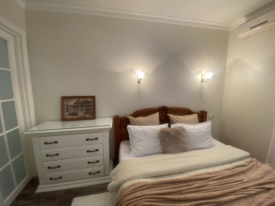 СРОЧНО! Сдам КРАСИВУЮ 2хк квартиру Леонтовича, ЦЕНТР, парк Шевченко