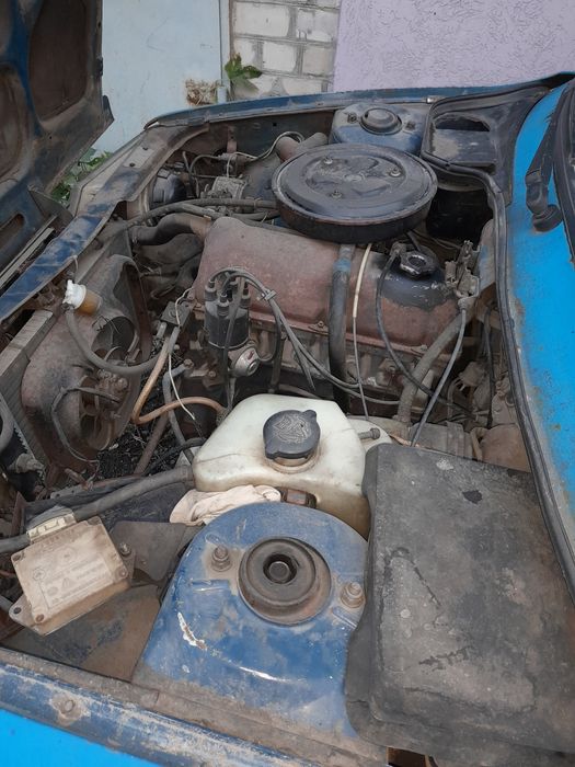 Продам свою машину  иж 2717,пиріжок.