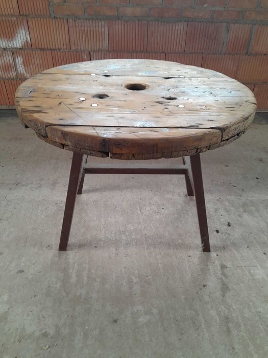 Stolik okrągły do kawy