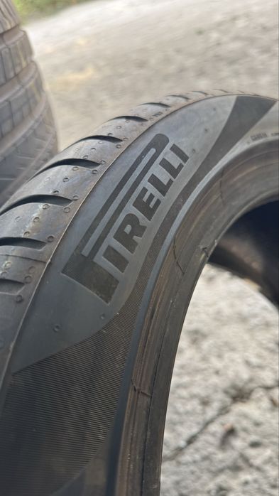 235/45/18 Pirelli-4шт