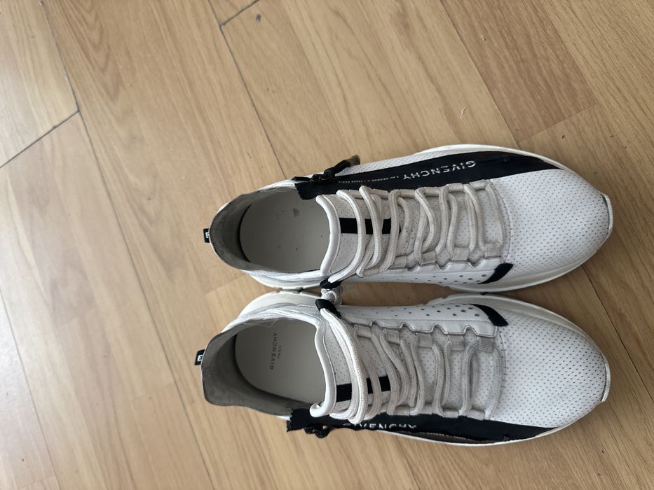 Tenis Givenchy n42 em bom estado