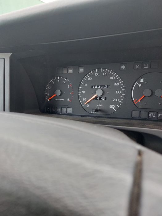 Vendo Volvo  460
