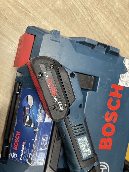 Bosch GOP 18V-28 L-Boxx / безщітковий реноватор Бош